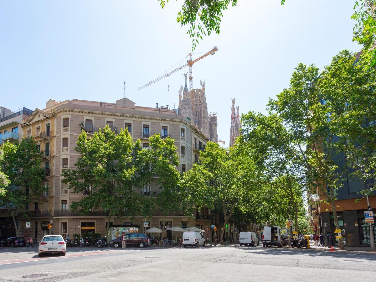 Centric Sagrada Familia Apartments Барселона Екстериор снимка